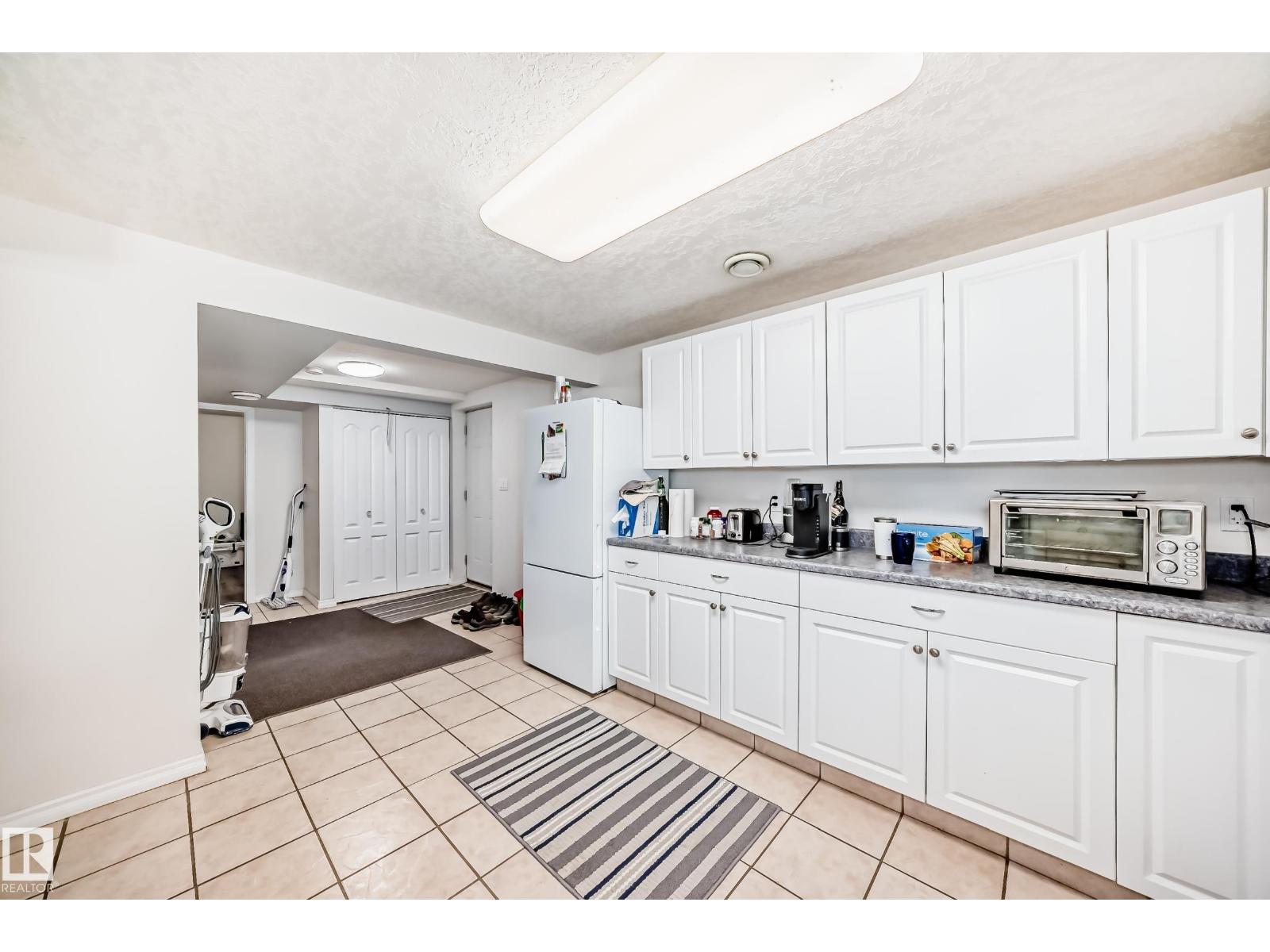 13911 23 ST NW - 43