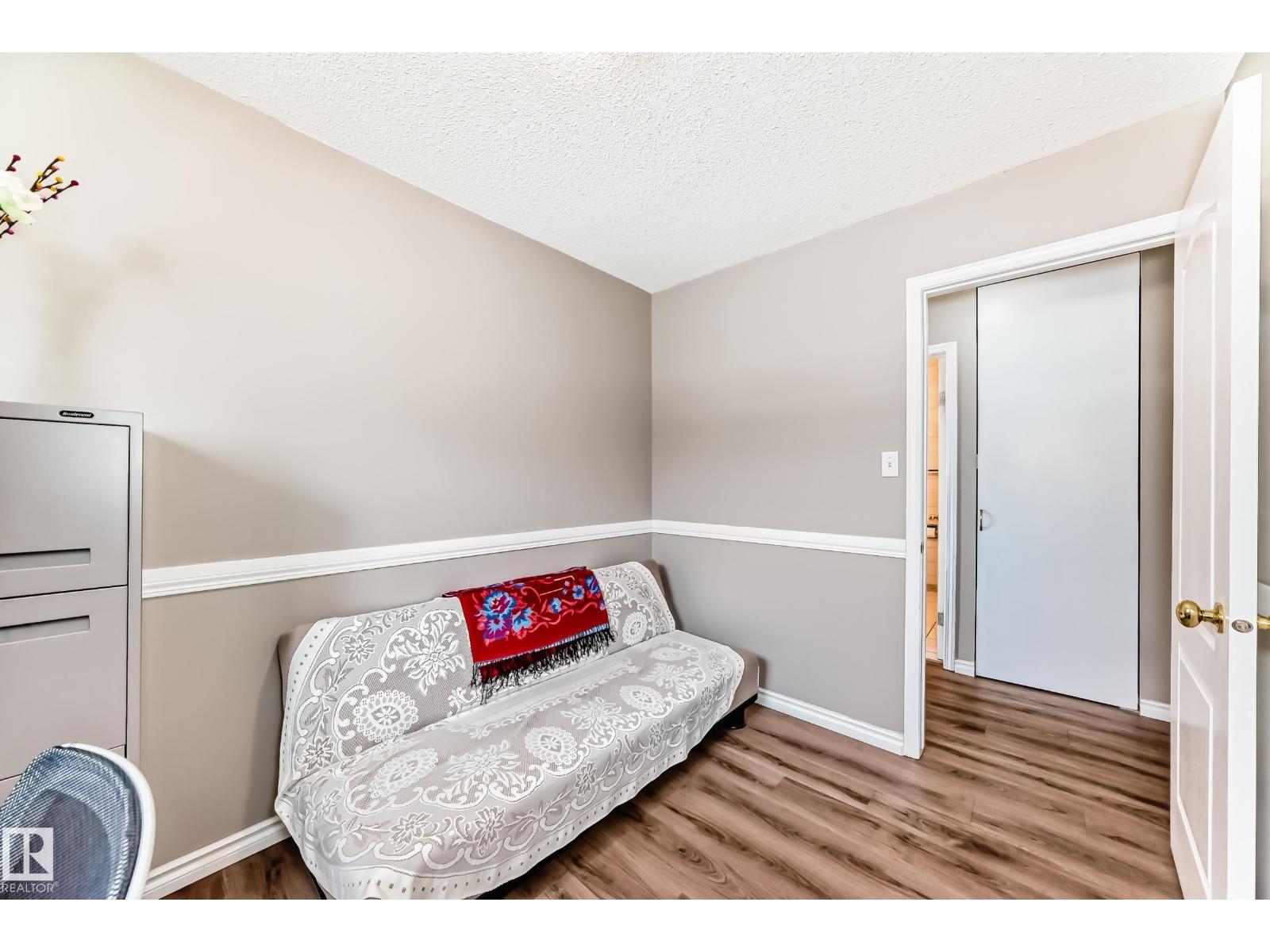 13911 23 ST NW - 30