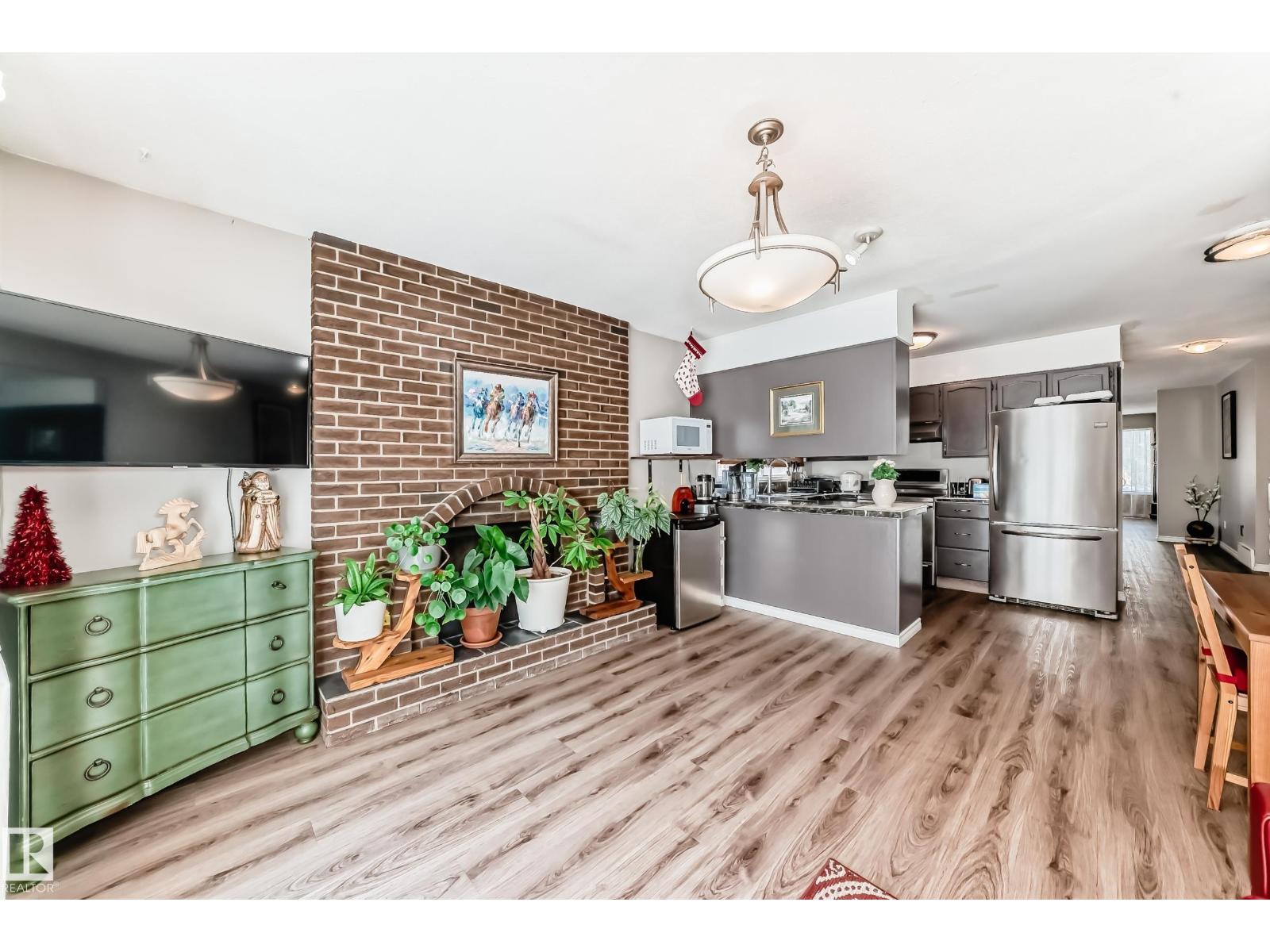 13911 23 ST NW - 17
