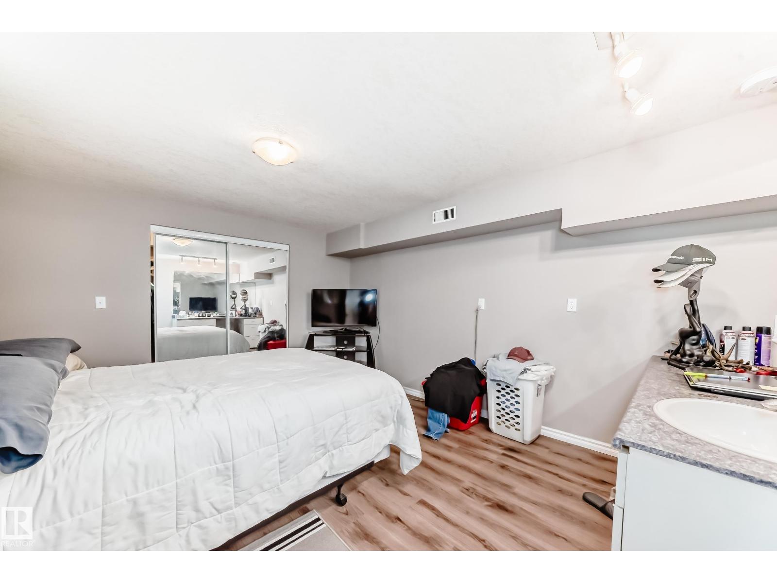 13911 23 ST NW - 51