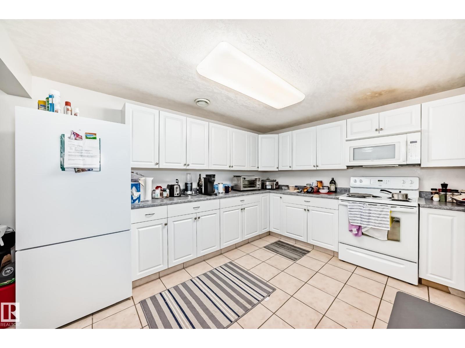 13911 23 ST NW - 44