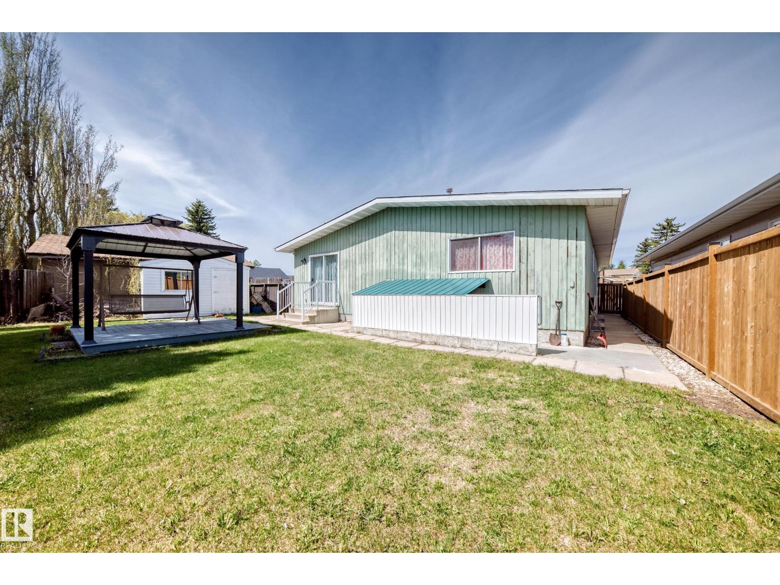 13911 23 ST NW - 36