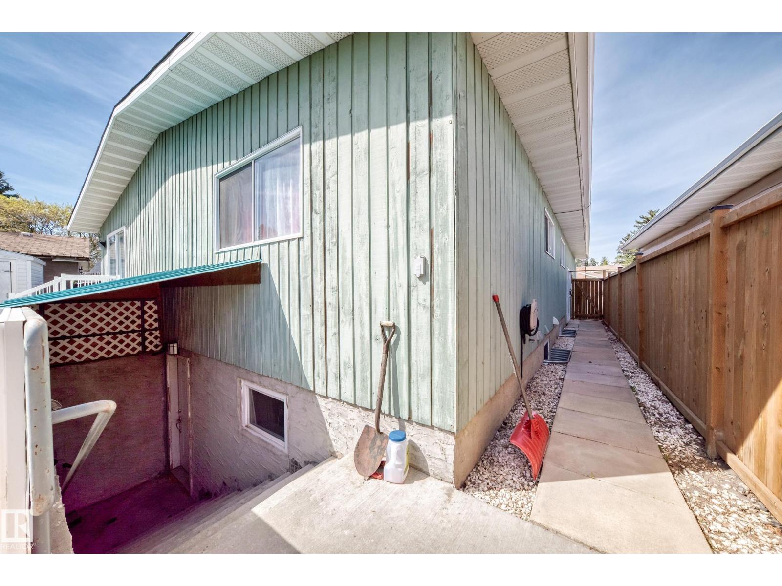 13911 23 ST NW - 65