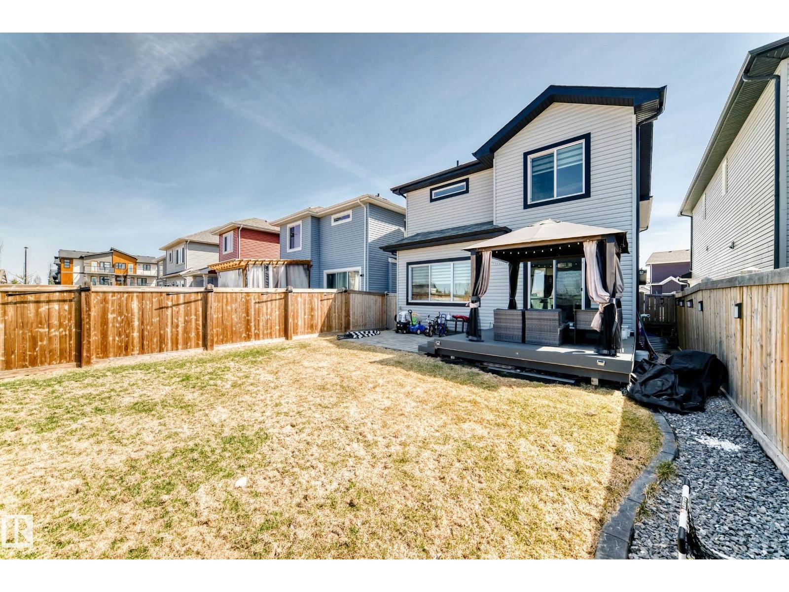 16320 12 AV SW - 69