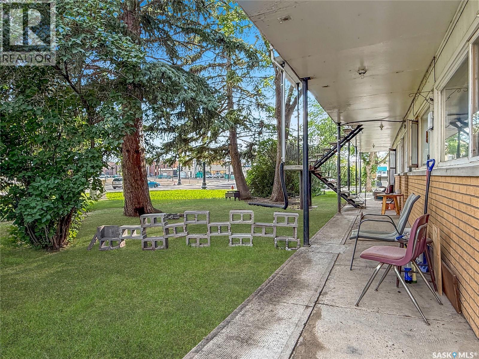 211 2nd AVENUE NE - photo 2