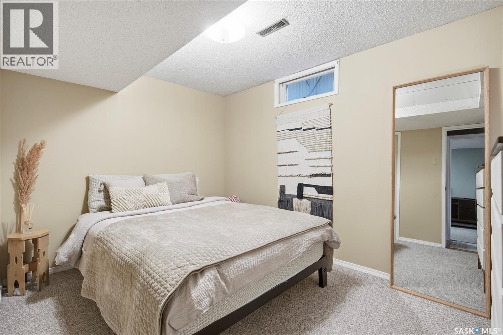 241 Laurentian DRIVE — photo 21