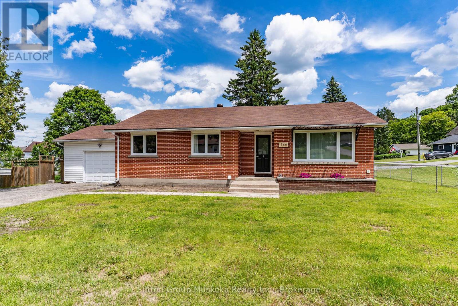 146 SIMPSON STREET - 1