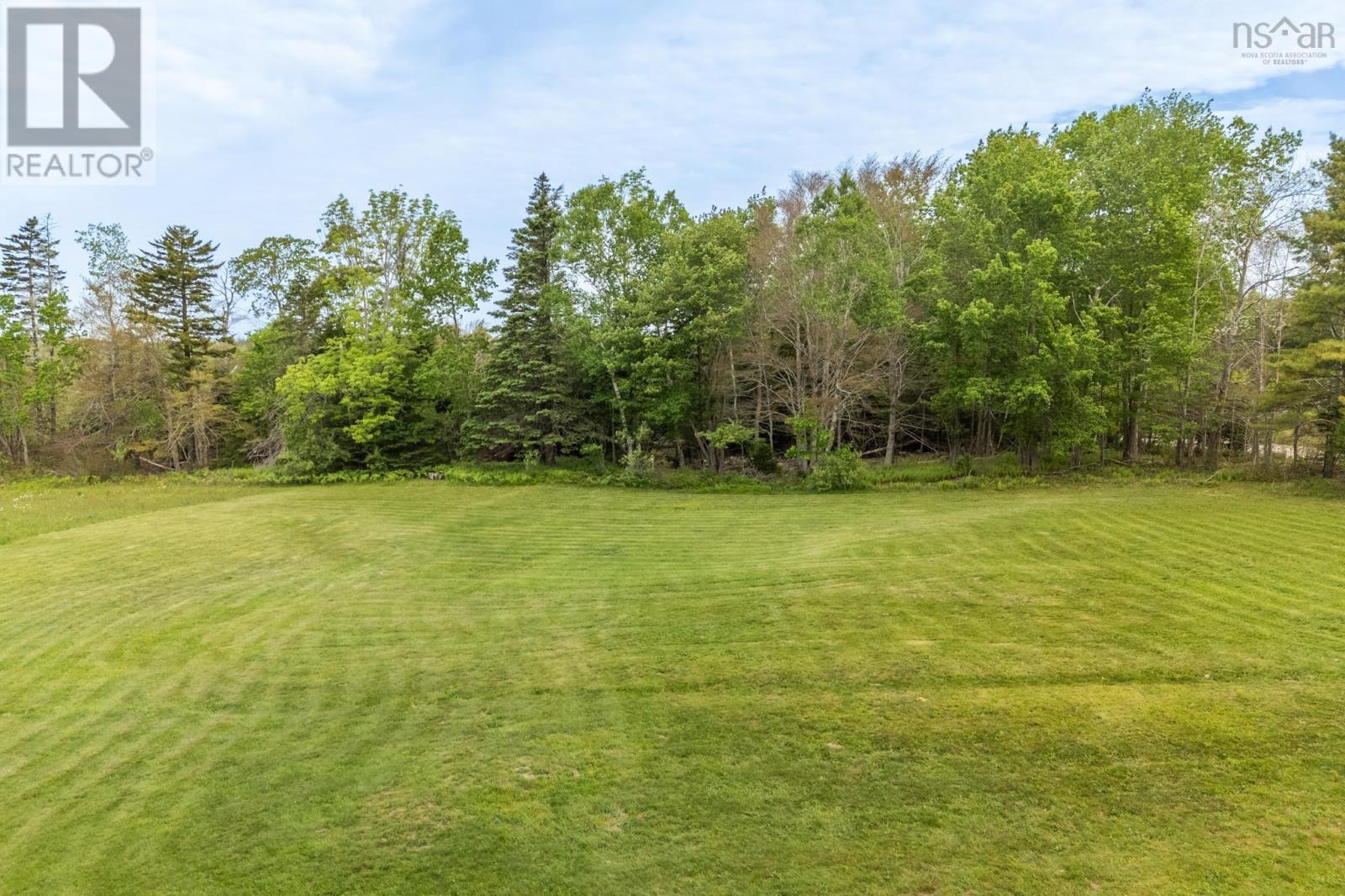 112 Kelly Road - 32