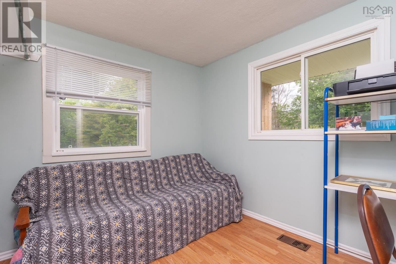 112 Kelly Road - 19