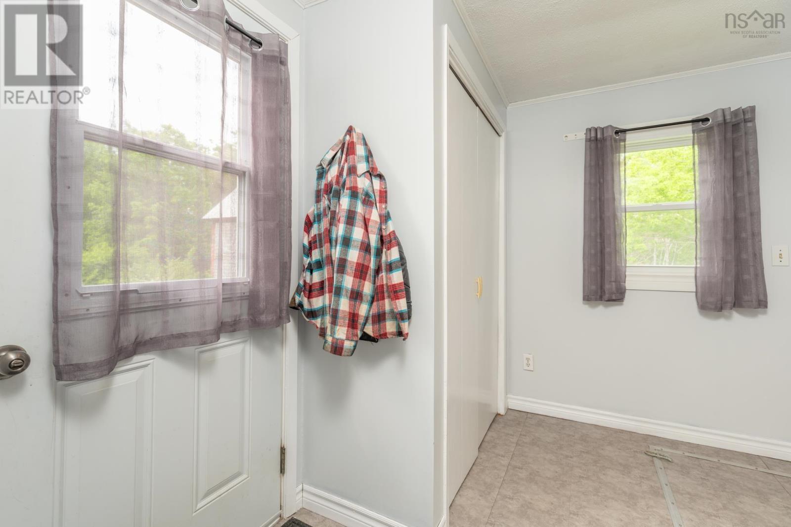 112 Kelly Road - 21