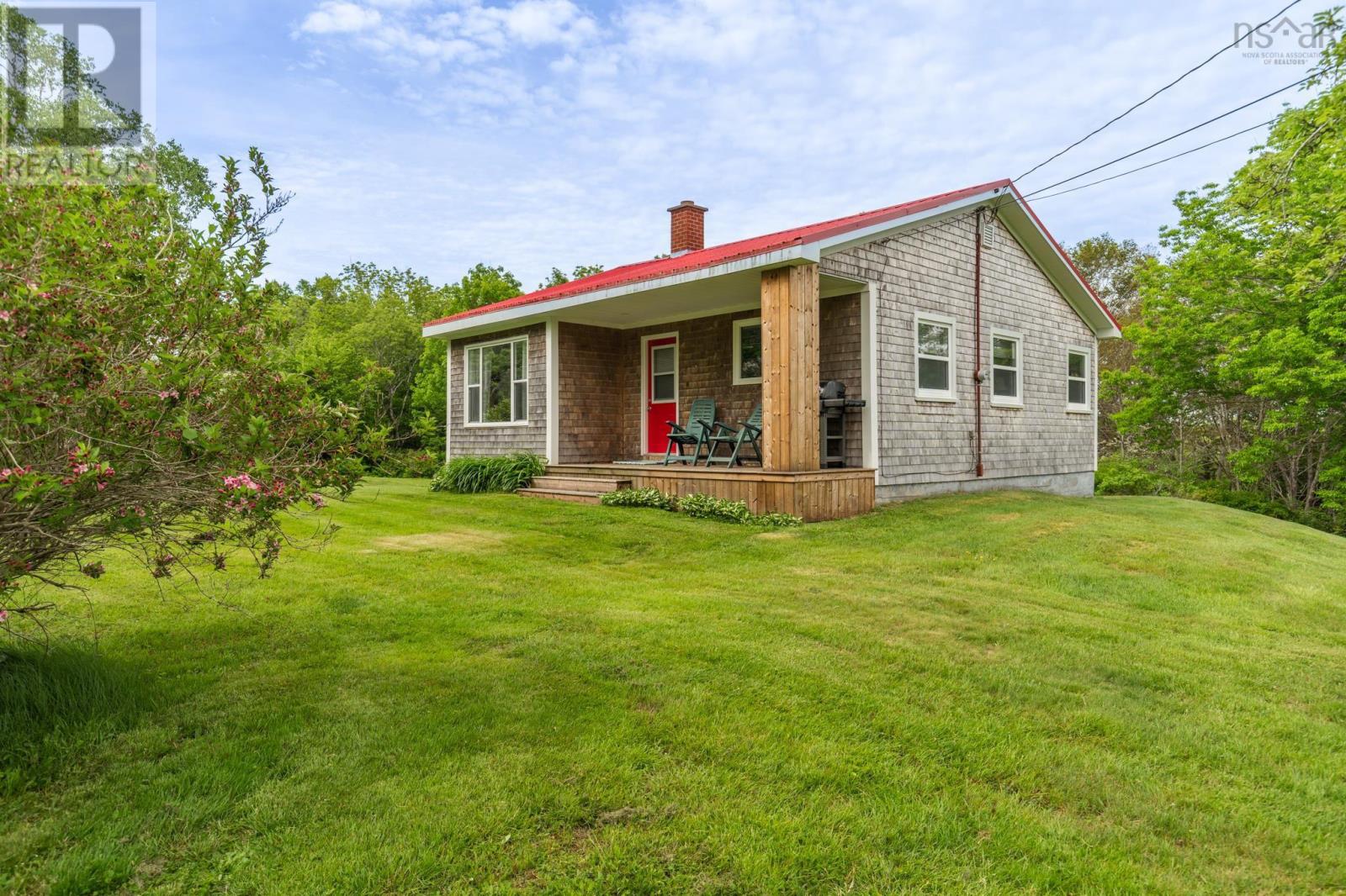 112 Kelly Road - 1