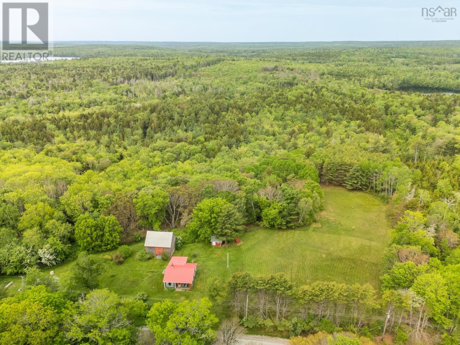 112 Kelly Road - 36