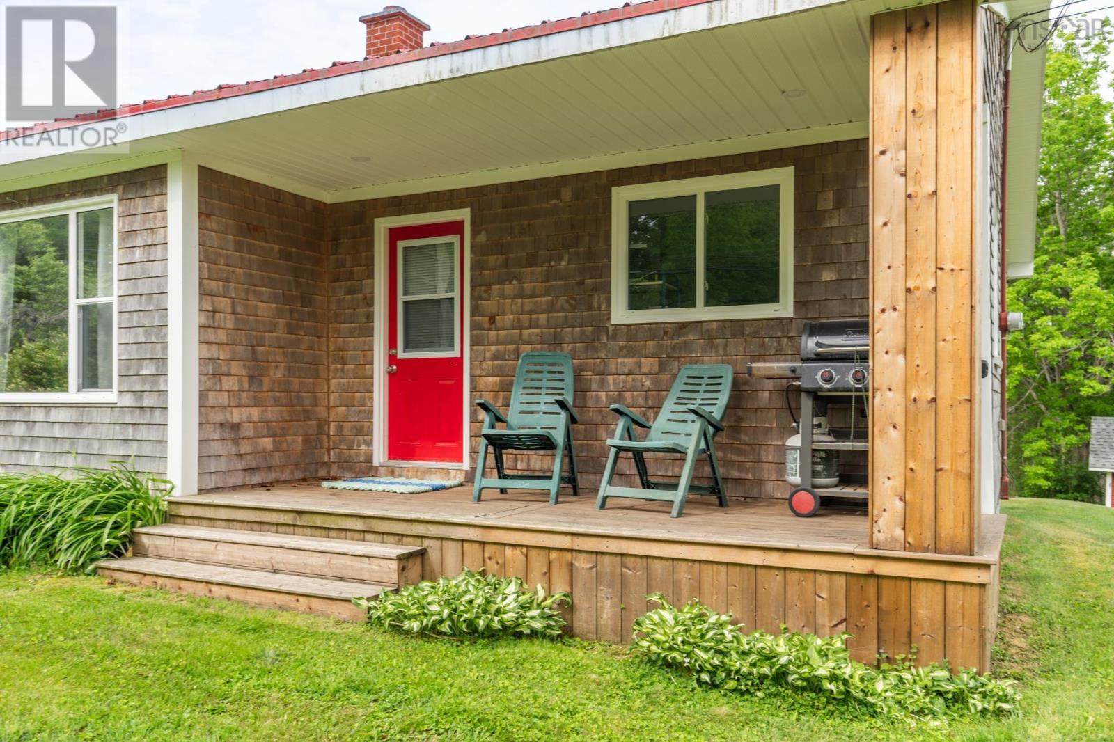 112 Kelly Road - 6