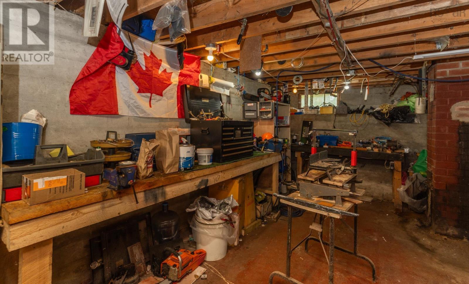 112 Kelly Road - 26
