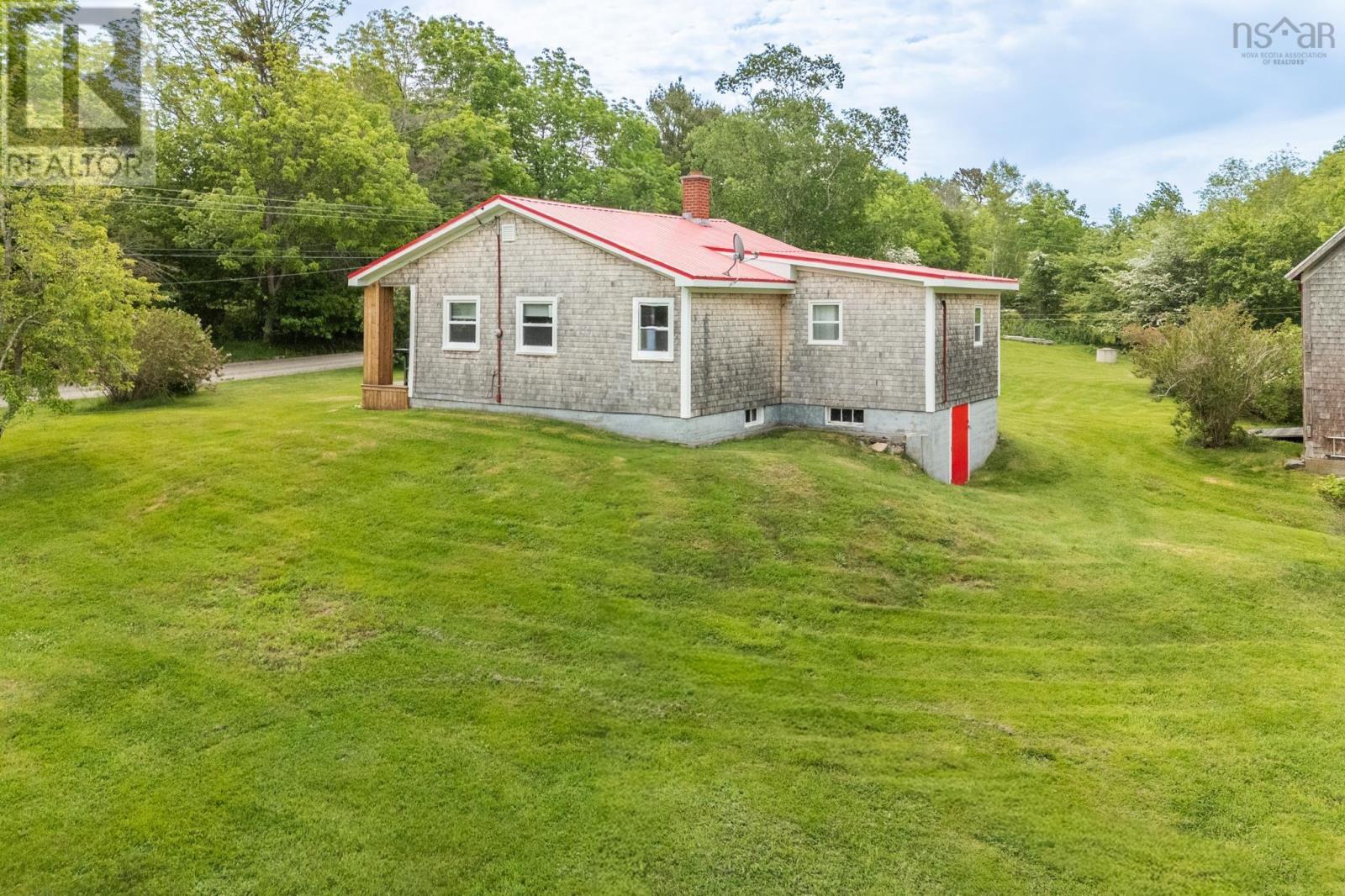 112 Kelly Road - 4