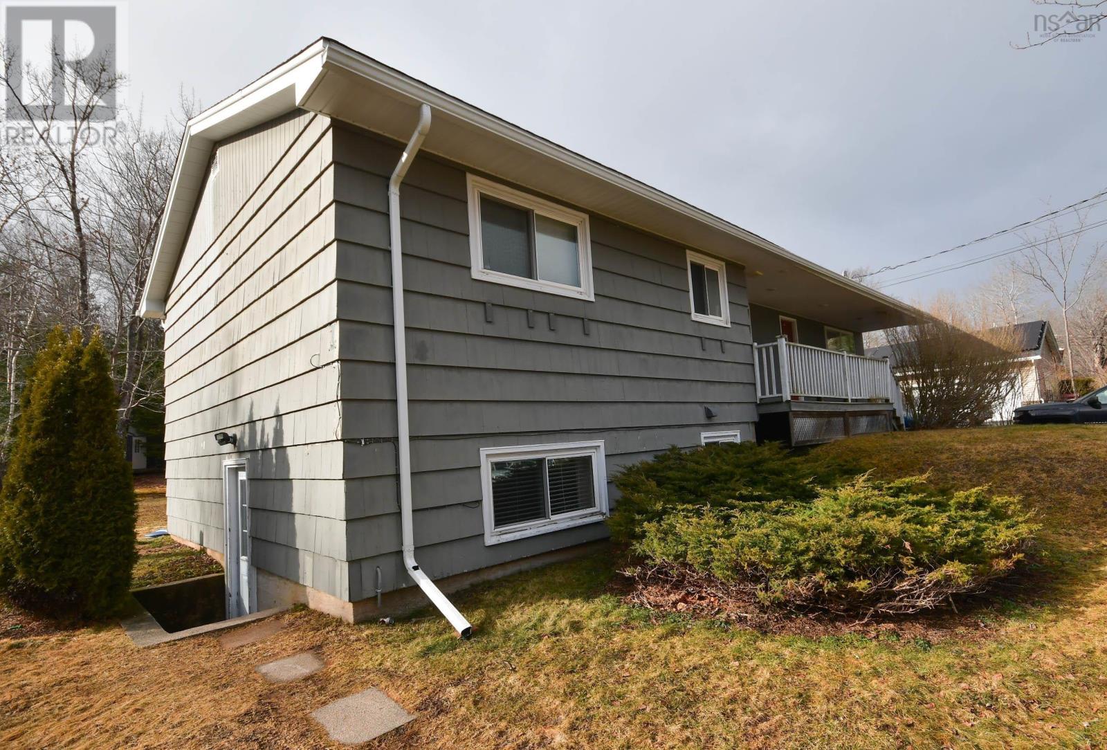 184 Lockview Road - 3
