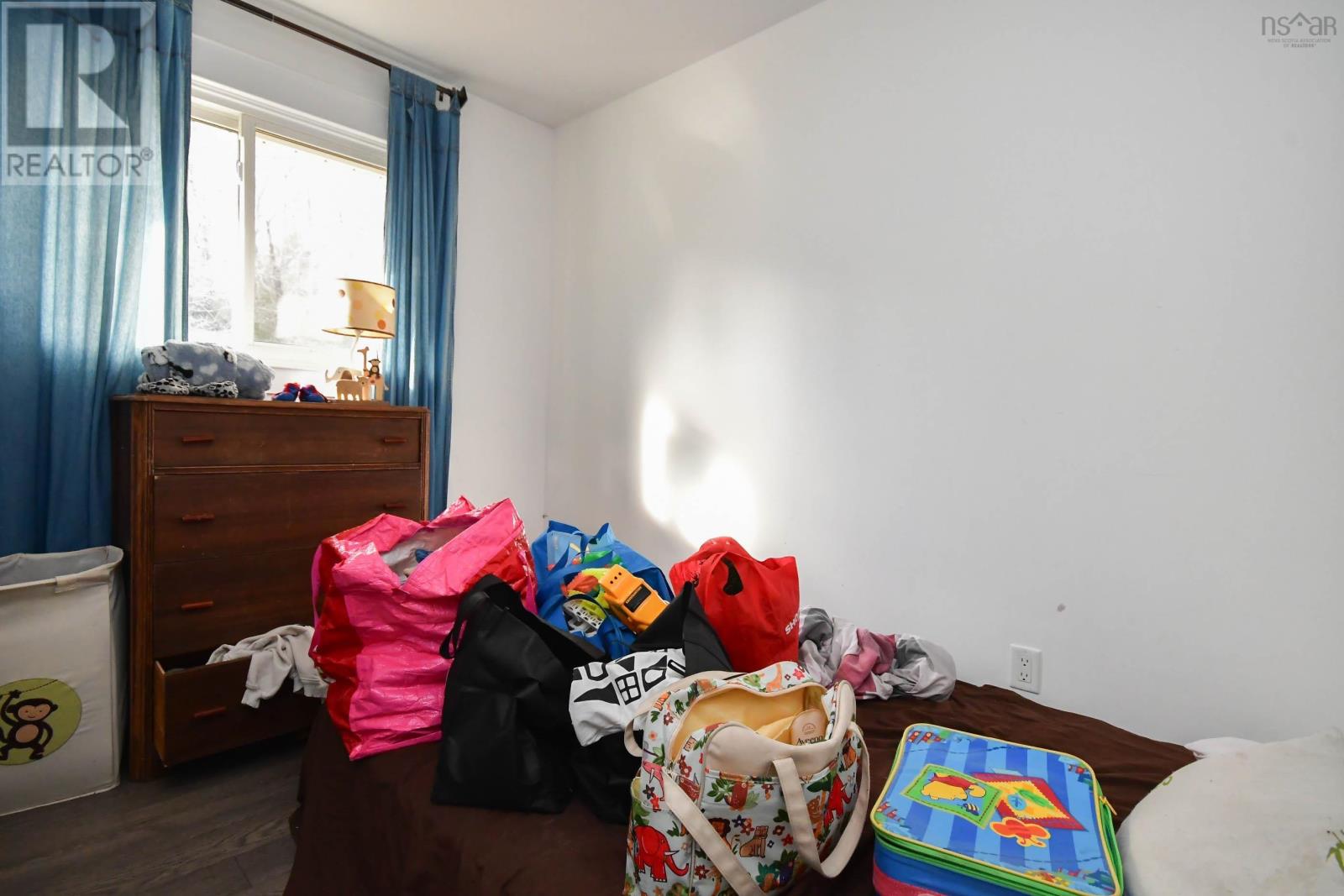 184 Lockview Road - 22