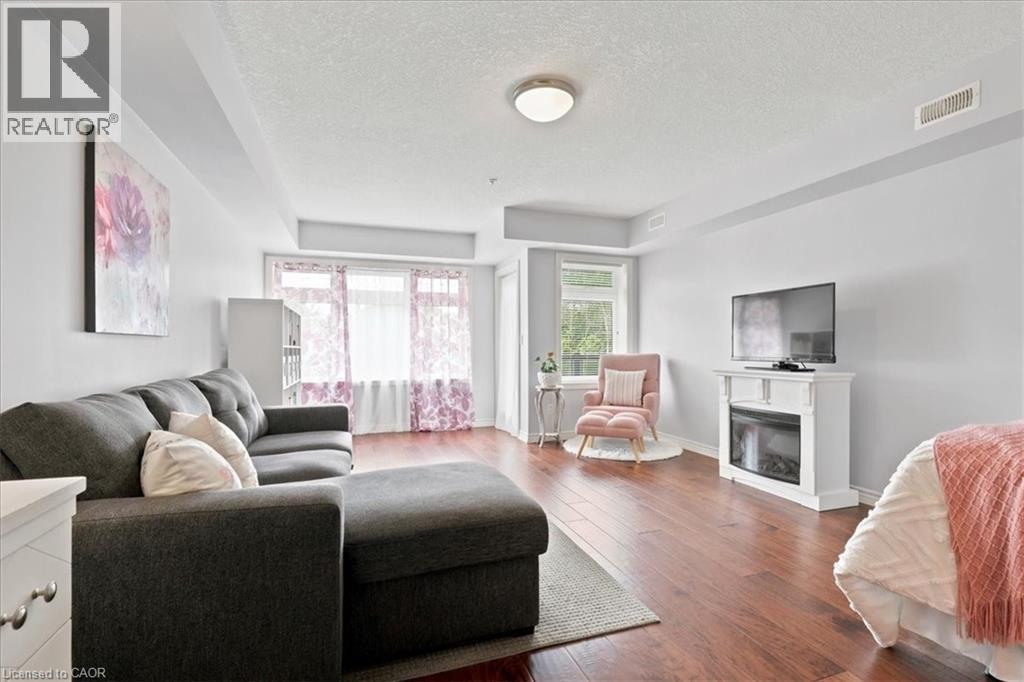 #207 245 SCOTLAND Street - 11