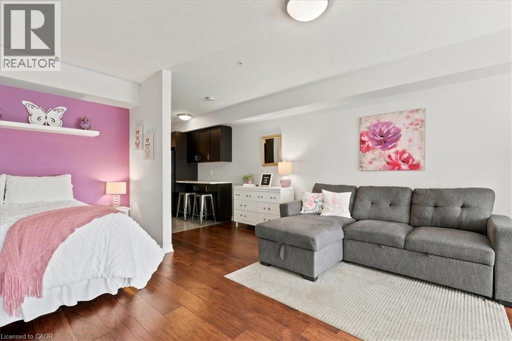 #207 245 SCOTLAND Street - 14