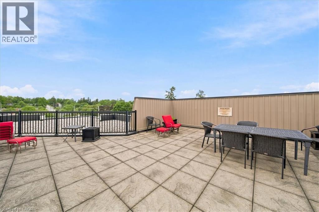 #207 245 SCOTLAND Street - 23