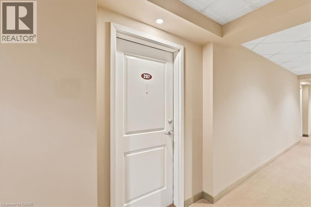 #207 245 SCOTLAND Street - 4