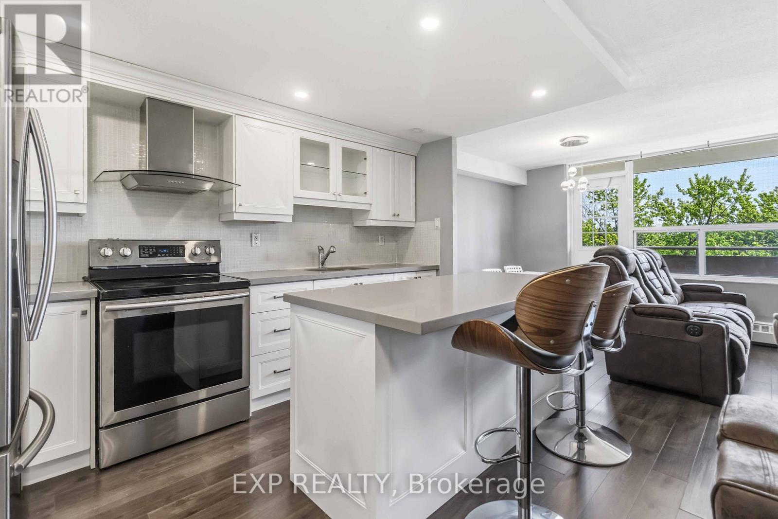 #509 3120 KIRWIN AVENUE - 11