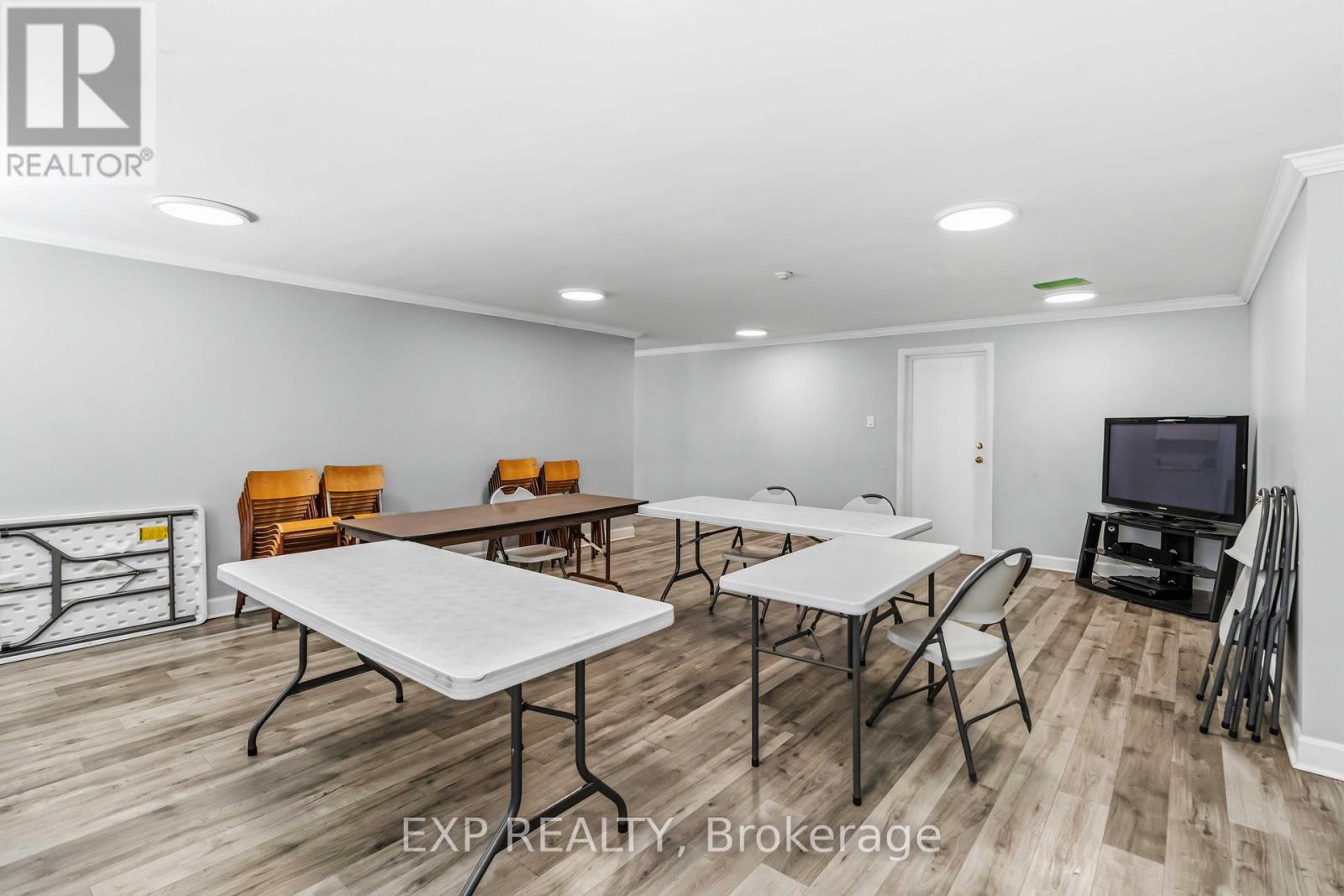 #509 3120 KIRWIN AVENUE - 25