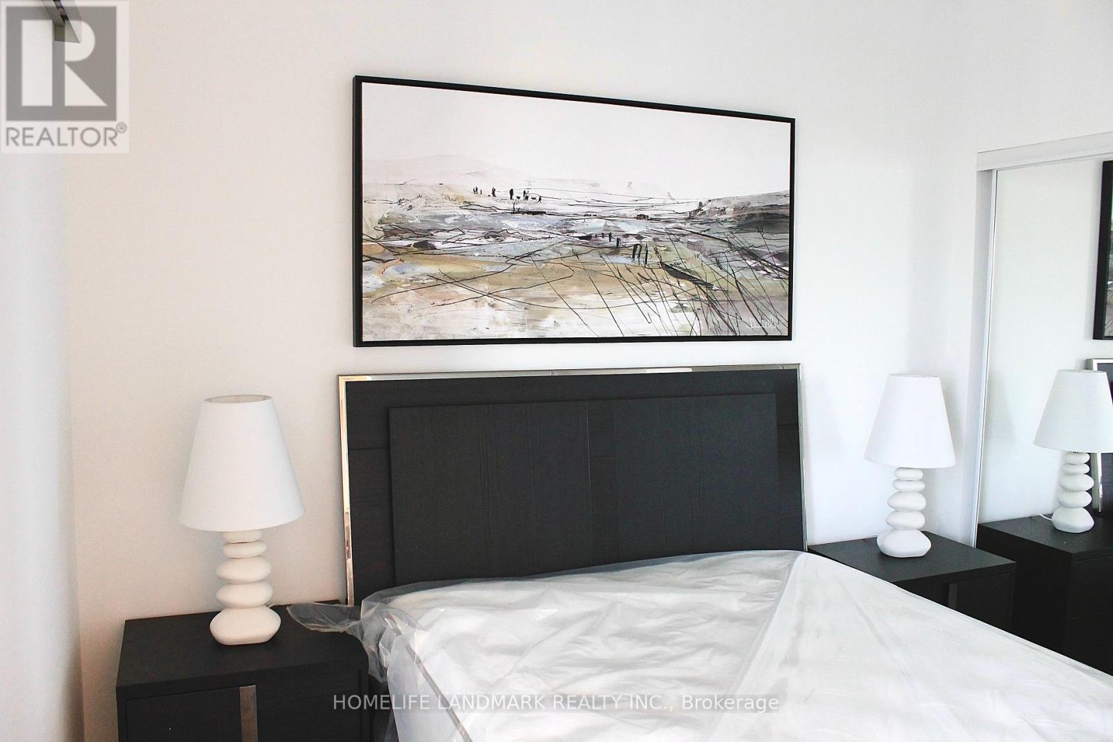 #5511 395 BLOOR STREET E - 2
