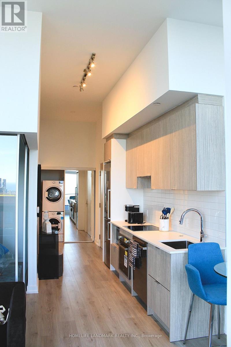 #5511 395 BLOOR STREET E - 4