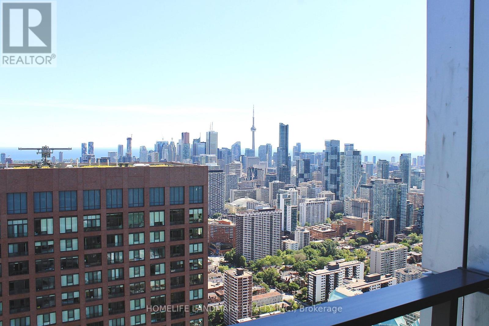 #5511 395 BLOOR STREET E - 6