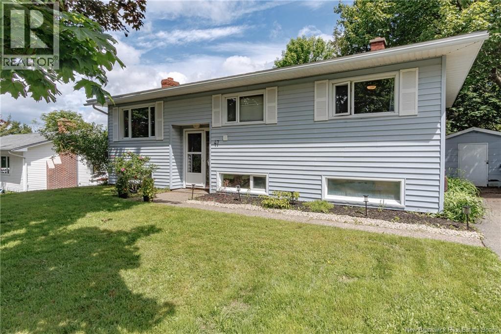 47 Morley Crescent - 1