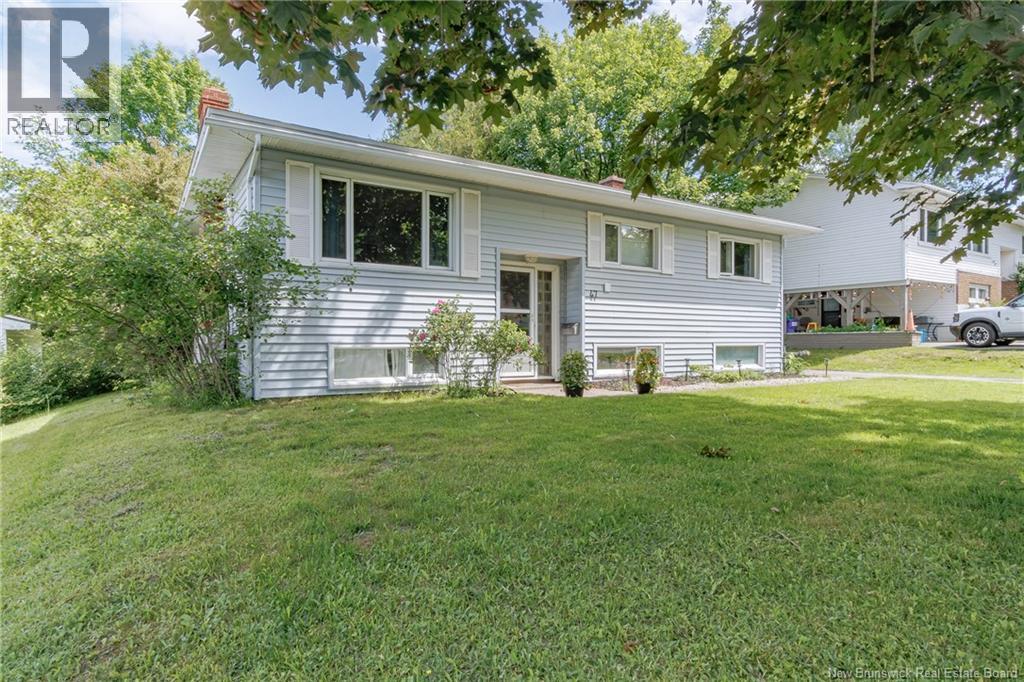 47 Morley Crescent - 2