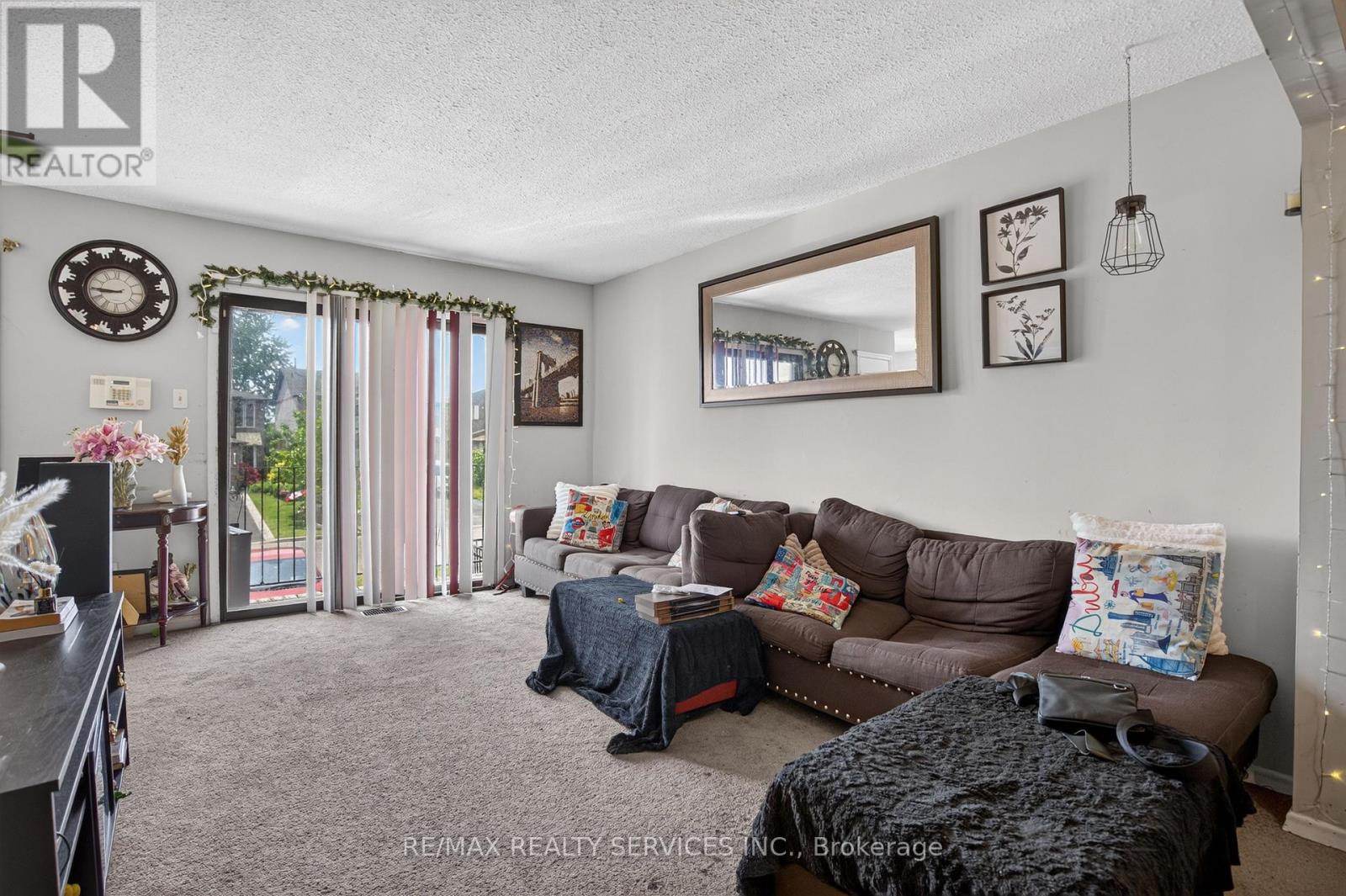23 DAFOE CRESCENT - 10