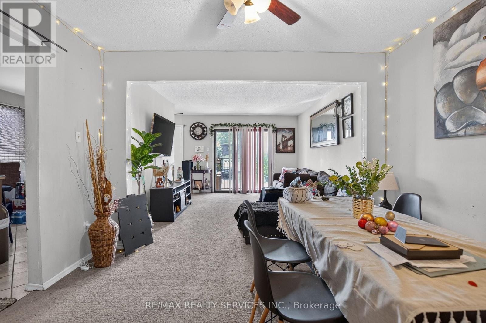 23 DAFOE CRESCENT - 12