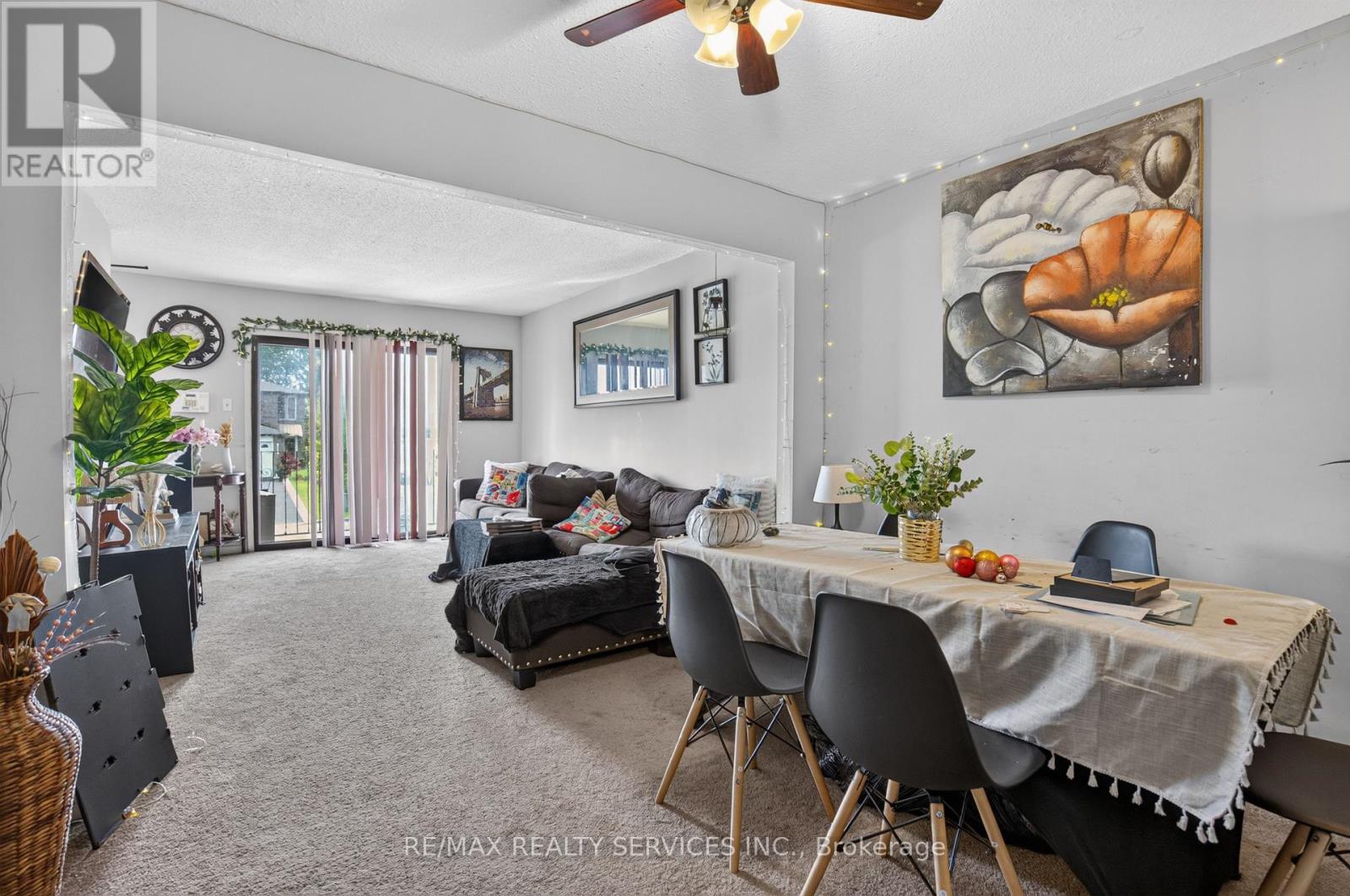 23 DAFOE CRESCENT - 13