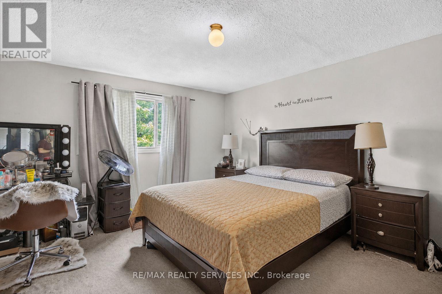 23 DAFOE CRESCENT - 20