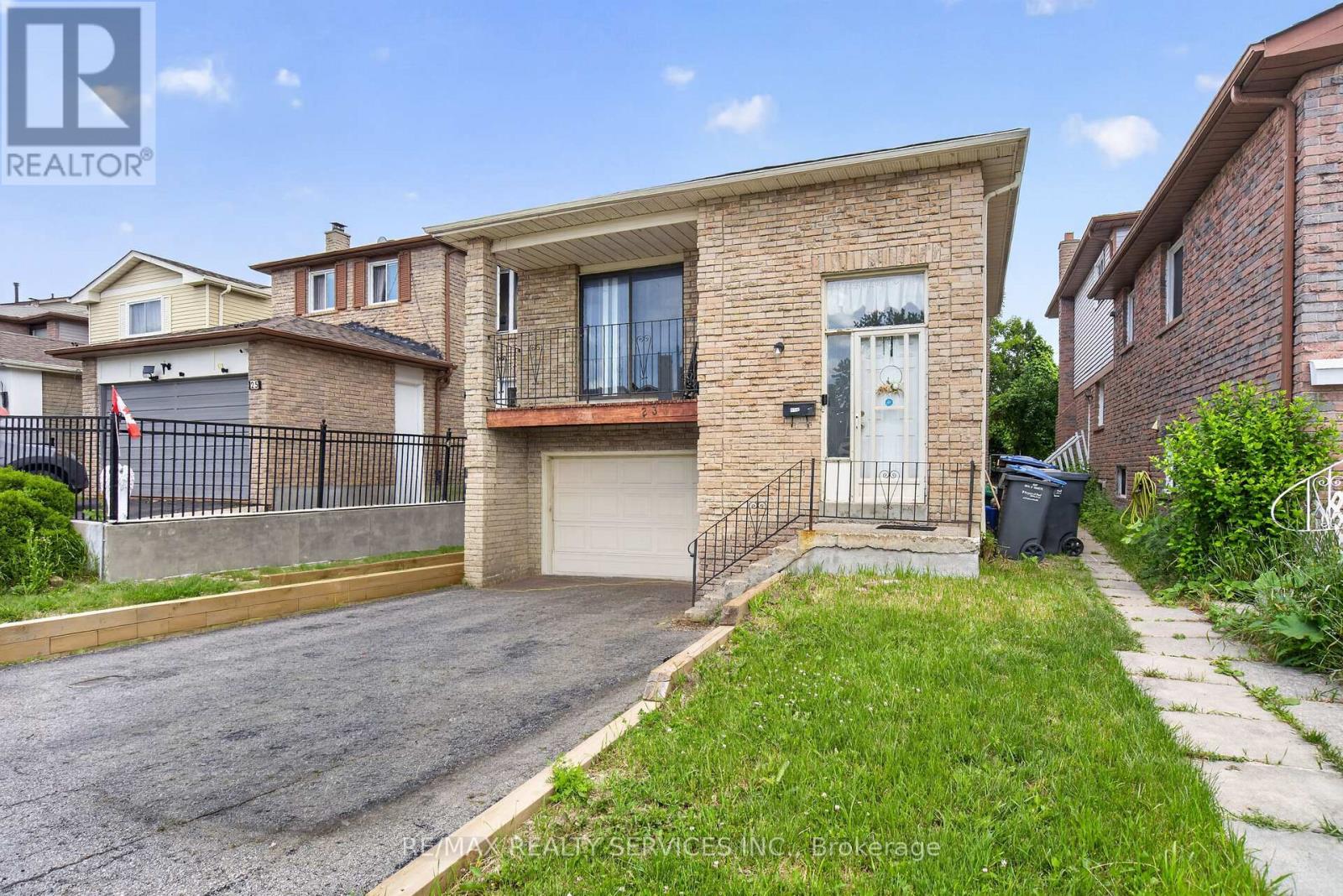 23 DAFOE CRESCENT - 4