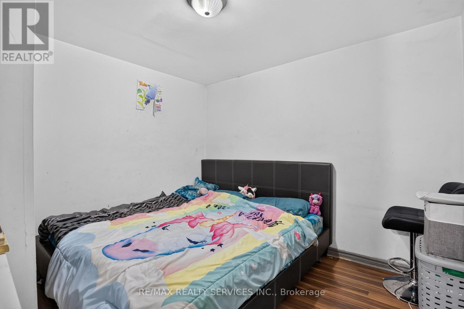 23 DAFOE CRESCENT - 44