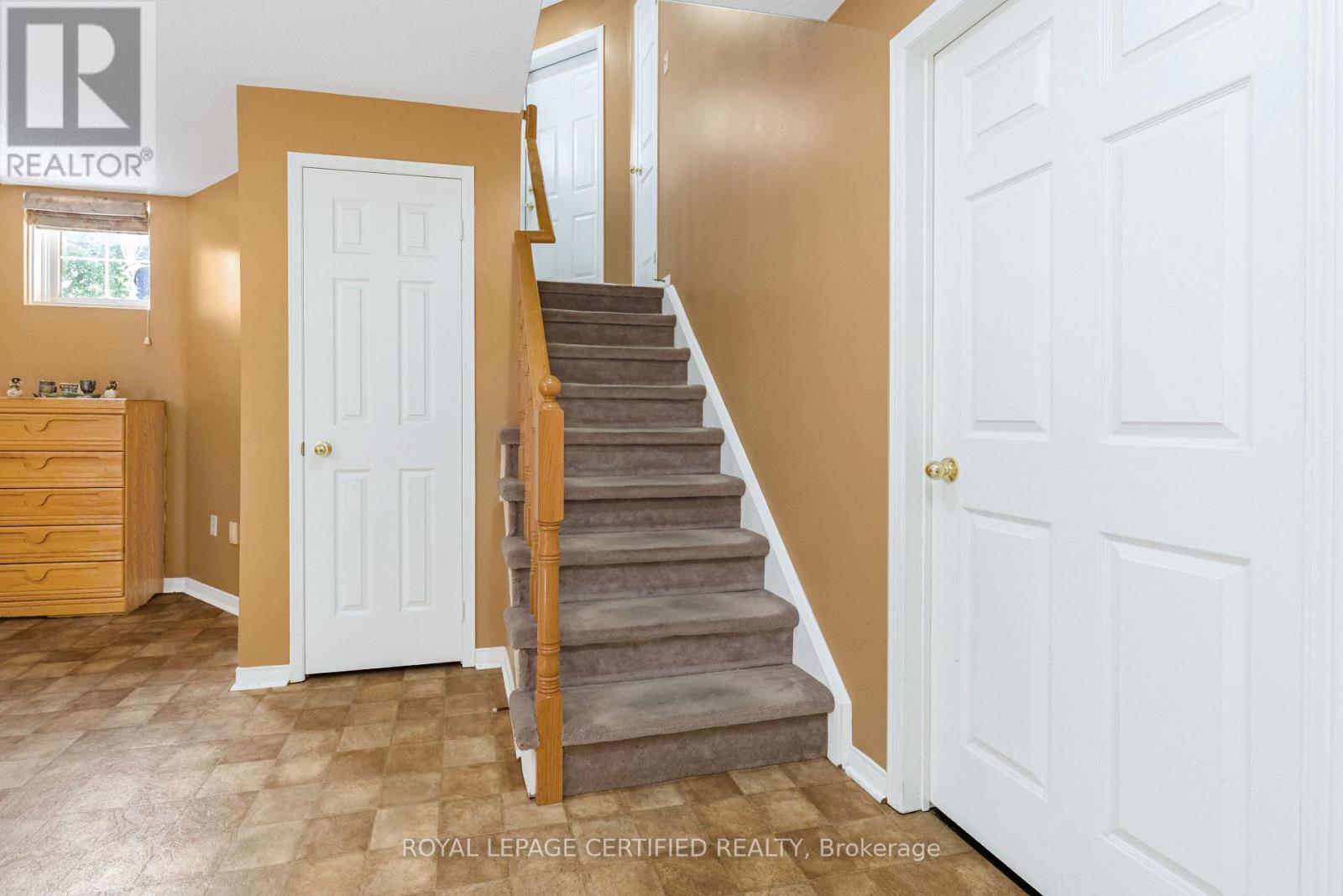 45 SPRINGVIEW DRIVE - 15