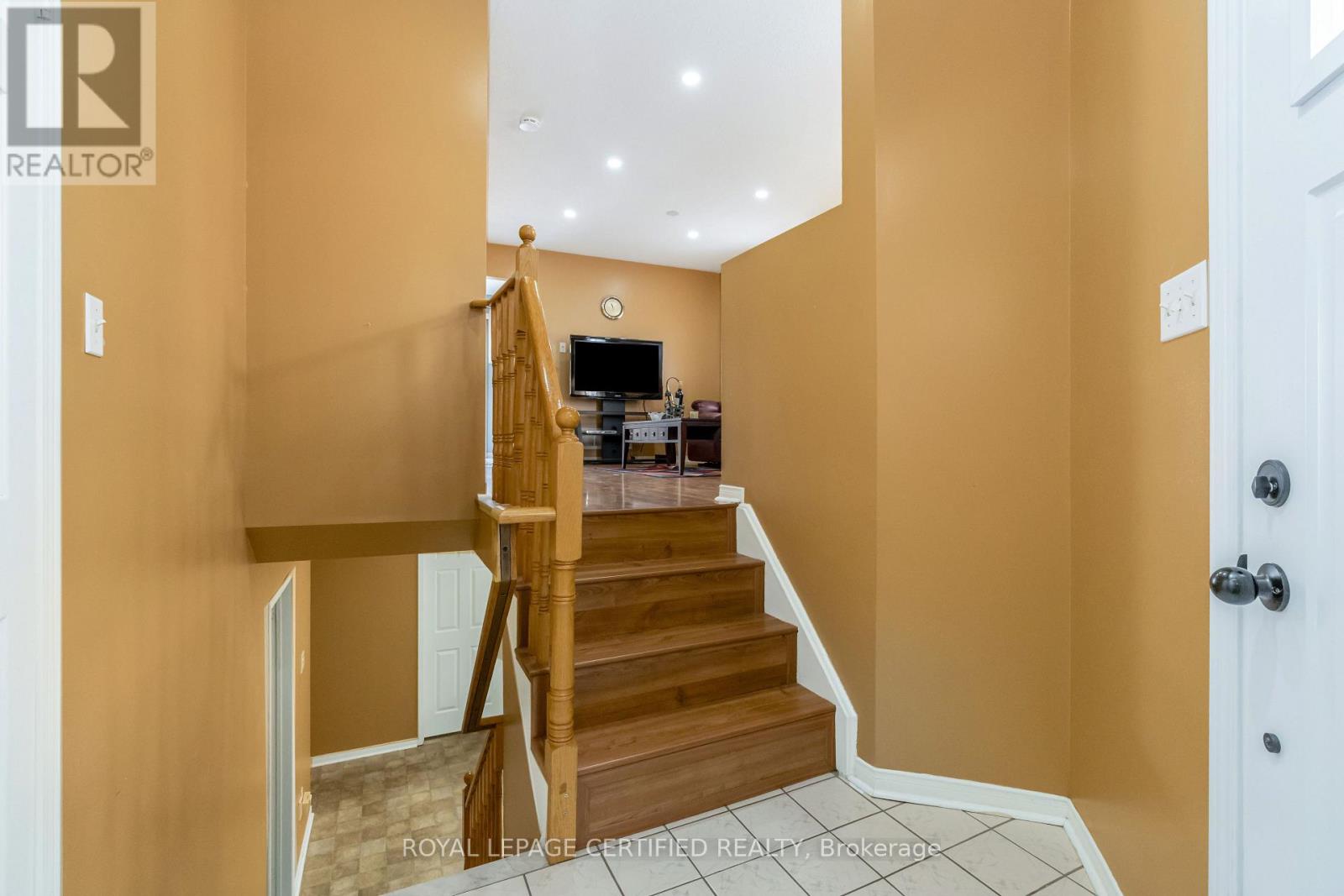 45 SPRINGVIEW DRIVE - 5