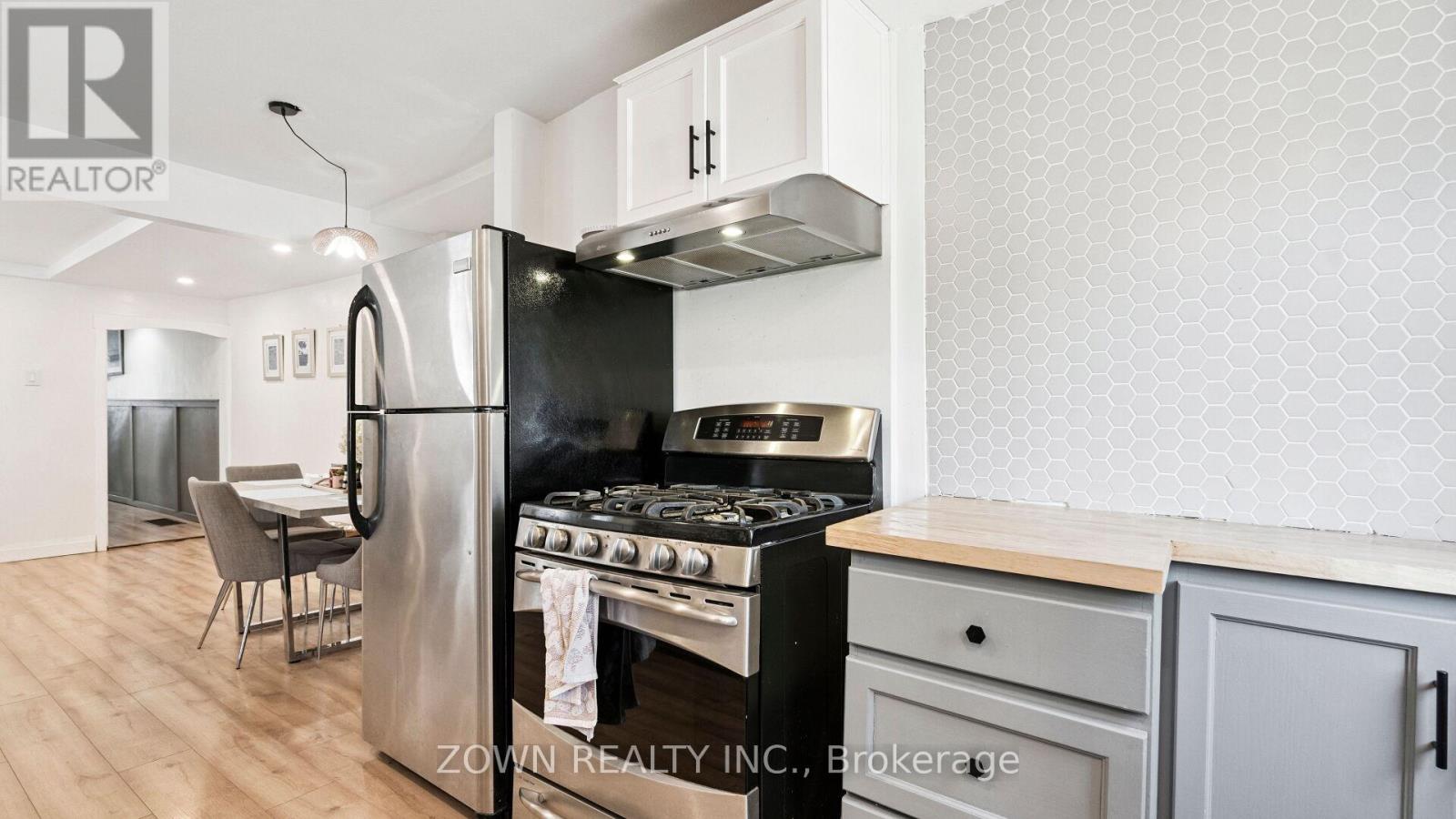 64 SHEAFFE STREET - 15