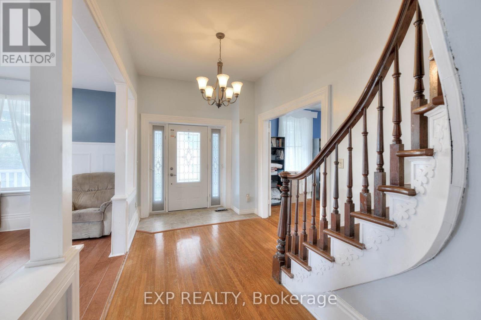 181 SHUTER ST STREET - 8