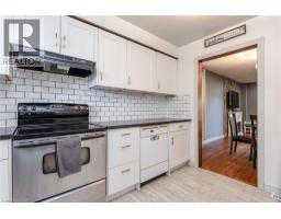 162 Parkside Drive E, Fergus, ON N1M3E8 Photo 35