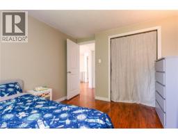 162 Parkside Drive E, Fergus, ON N1M3E8 Photo 46