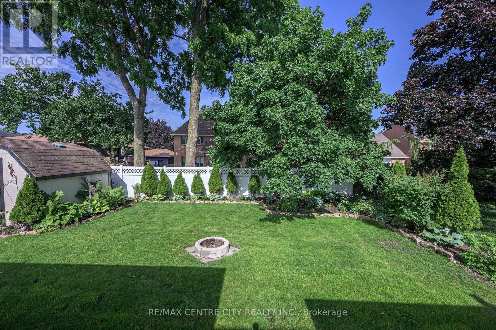 15 CAVANAUGH CRESCENT - 13