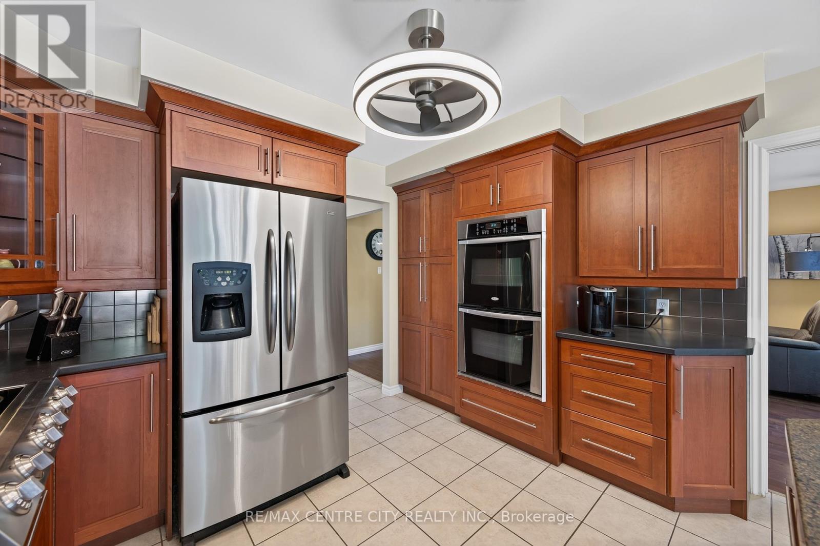 15 CAVANAUGH CRESCENT - 24