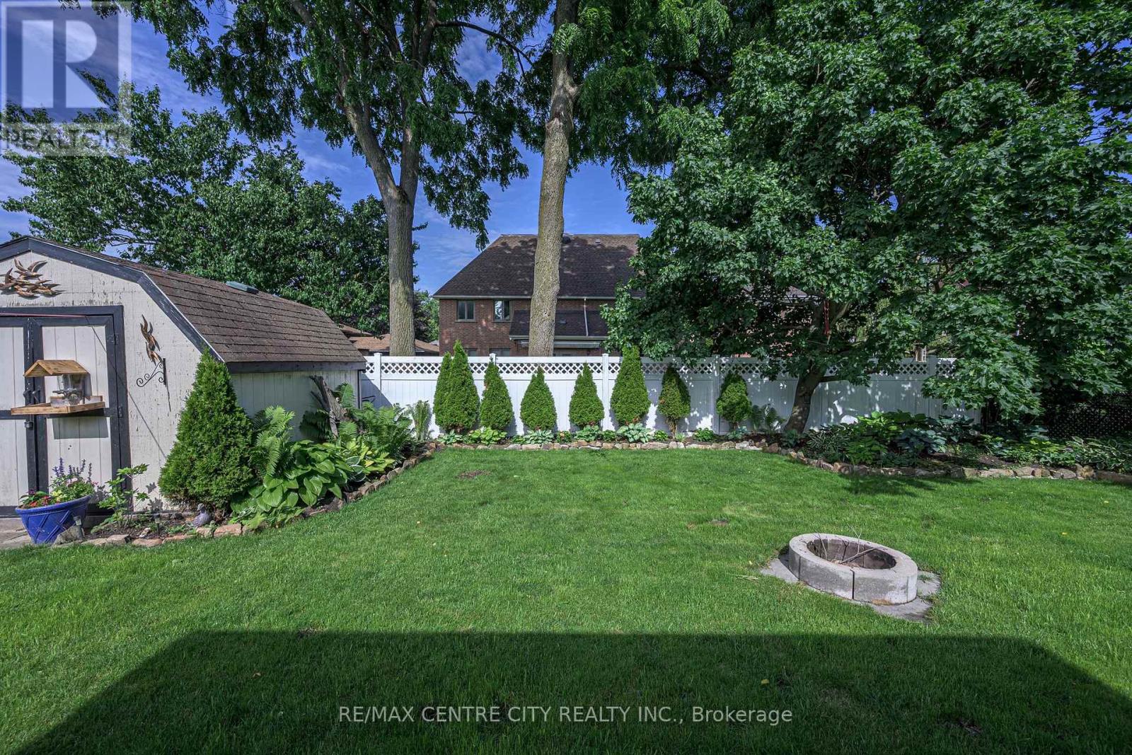 15 CAVANAUGH CRESCENT - 8