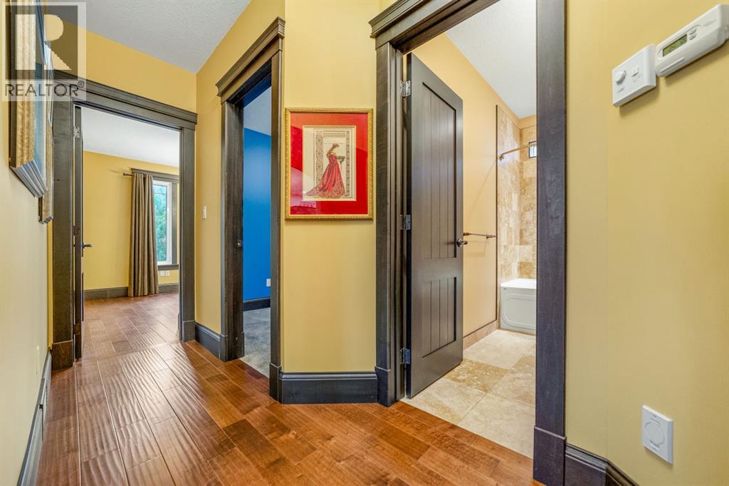 Private access to bedroom, bathroom & flex room(possible third bedroom, needs a wardrobe)
