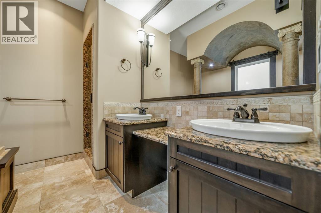 Granite countertop, separate shower