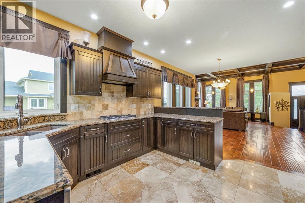 Very open main floor plan